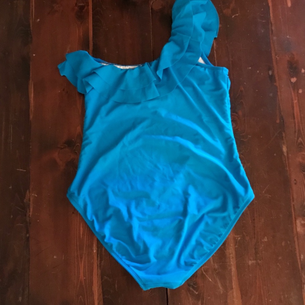 VM Swimsuit - Picture 3 of 6